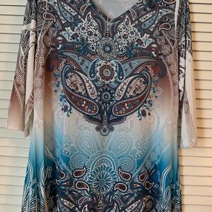 Elegant Paisley V-Neck Tunic